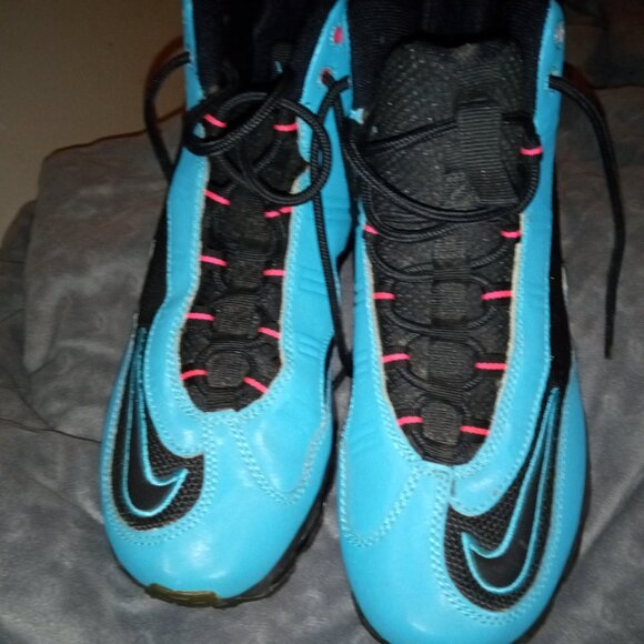Nike Ken Griffey Jr. Shoes - Picture 1 of 1